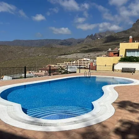 Vintage Meson Ocean View Apartment *