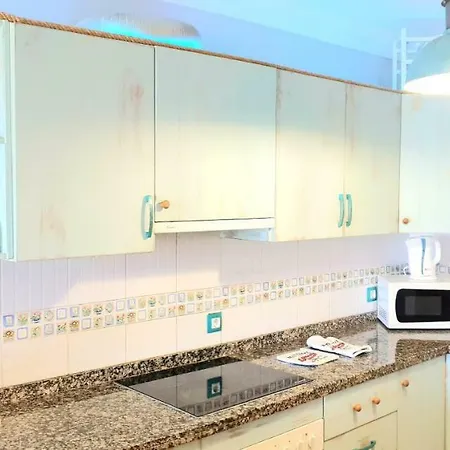Vintage Meson Ocean View Apartment *